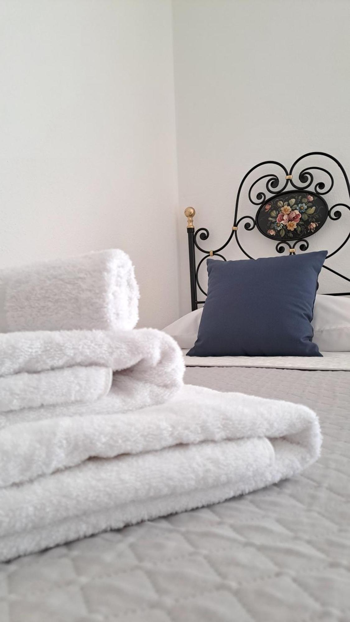 La Tappa Del Vignaiolo Home Mamoiada Ngoại thất bức ảnh