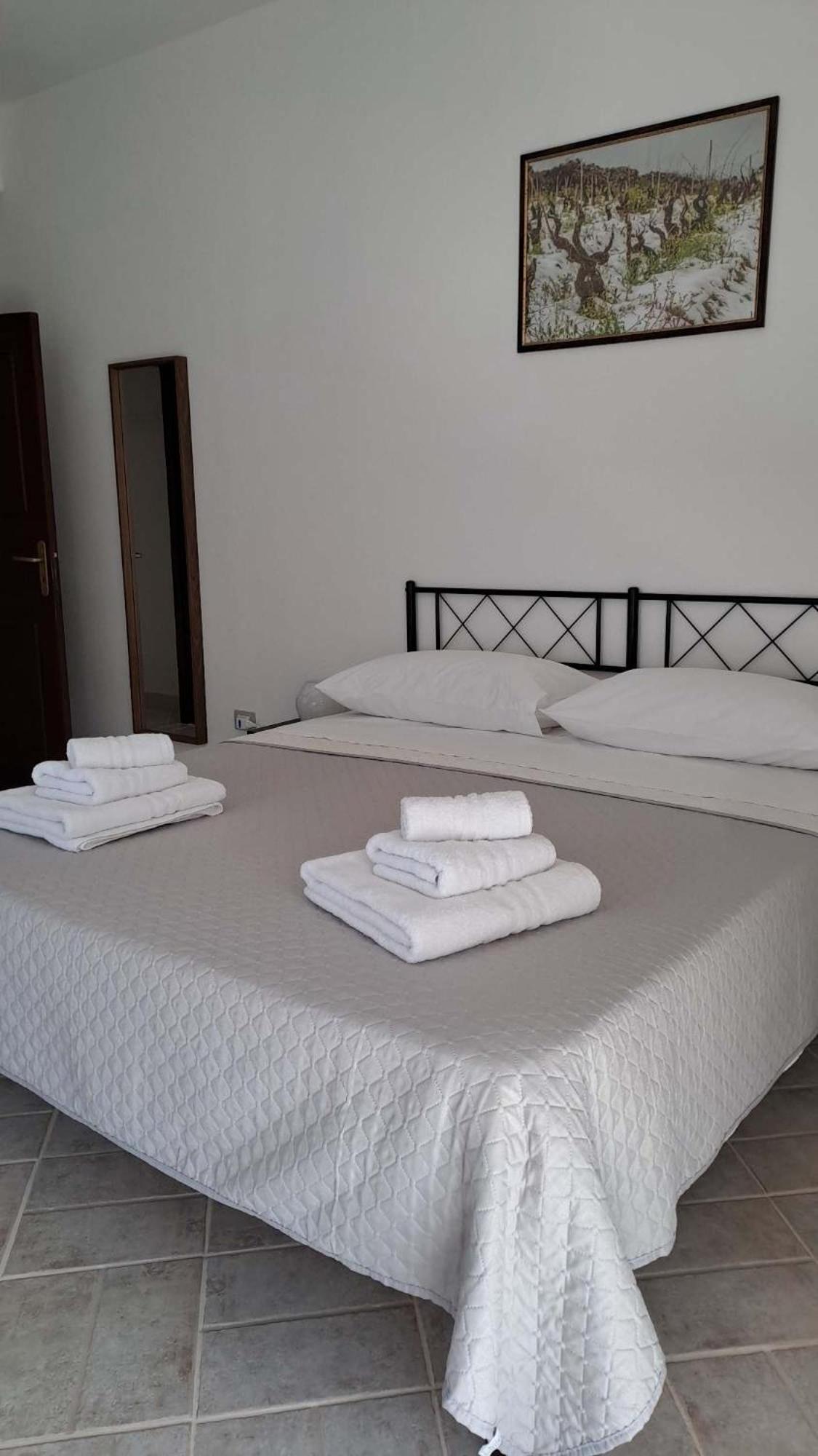 La Tappa Del Vignaiolo Home Mamoiada Ngoại thất bức ảnh